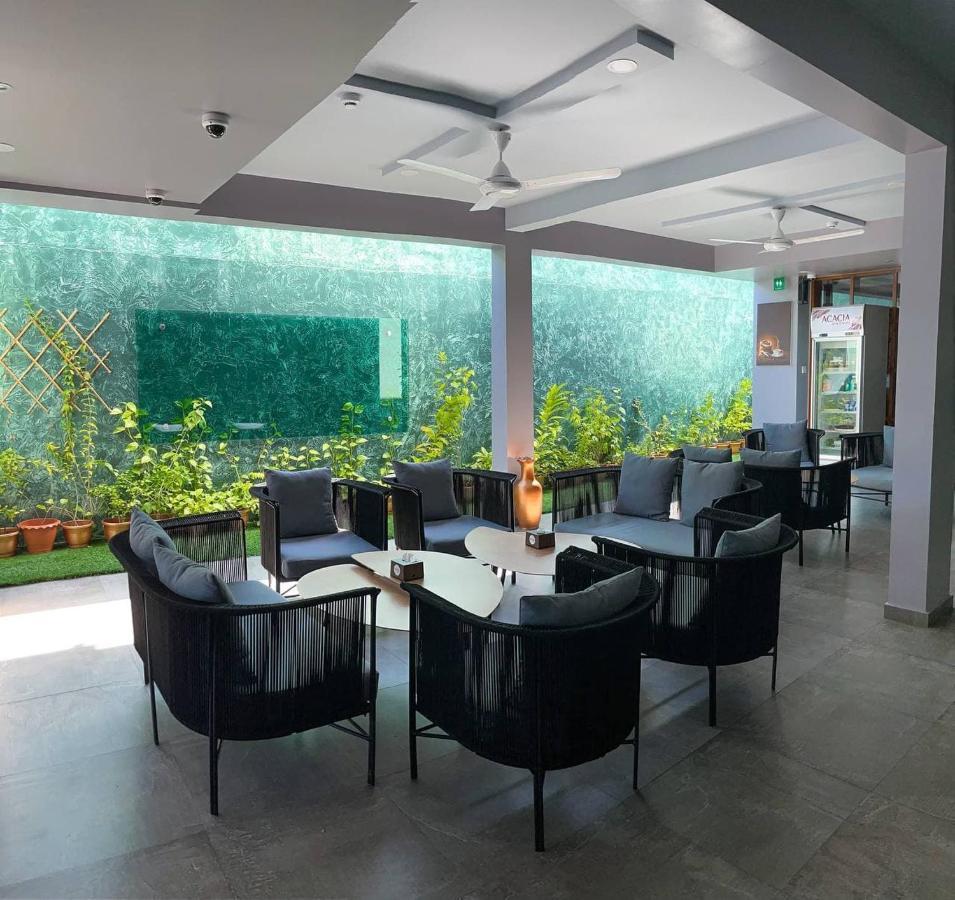 Acacia Beach Hotel Hulhumalé Eksteriør billede